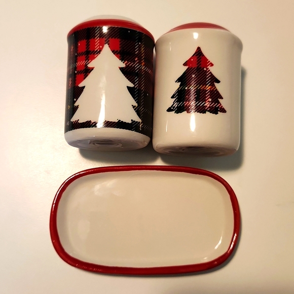 Pine tree salt and pepper shaker set - Picture 4 of 5